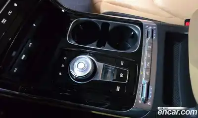 Kia Carnival 2021 2.2 автомат (гидро), миниатюра 11