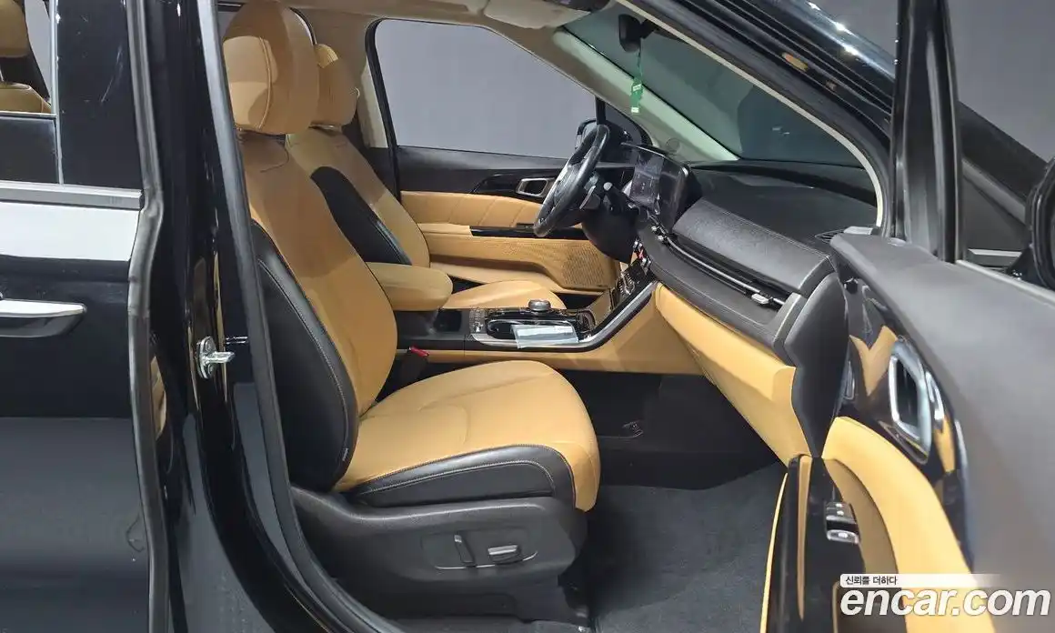 Kia Carnival 2021 2.2 автомат (гидро), фото 15