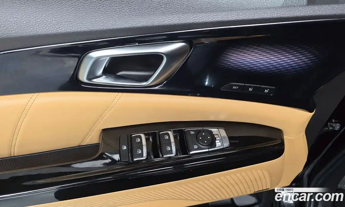 Kia Carnival 2021 2.2 автомат (гидро), фото 28