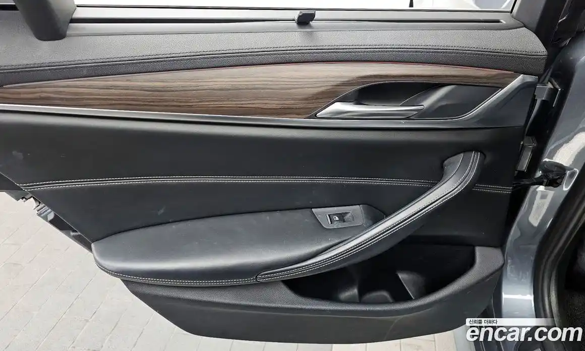BMW 5 серия 2018 2.0 автомат (гидро), фото 15