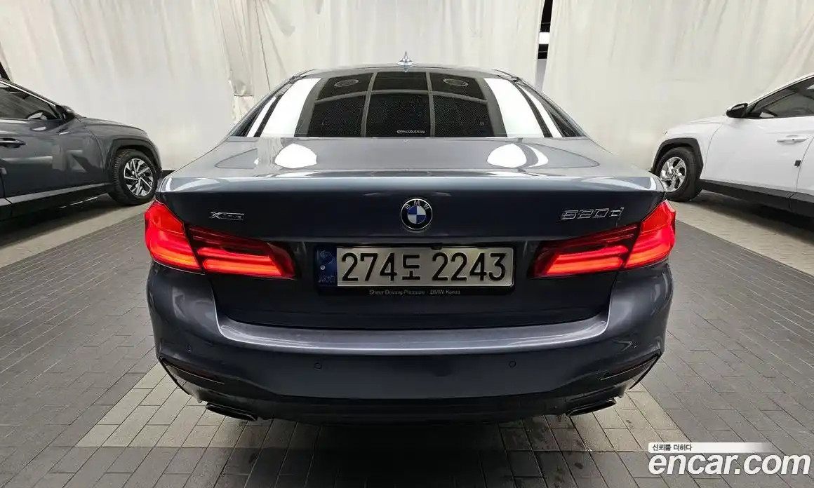 BMW 5 серия 2018 2.0 автомат (гидро), фото 33