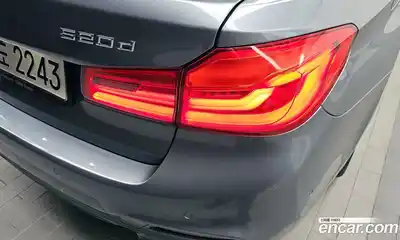 BMW 5 серия 2018 2.0 автомат (гидро), миниатюра 9