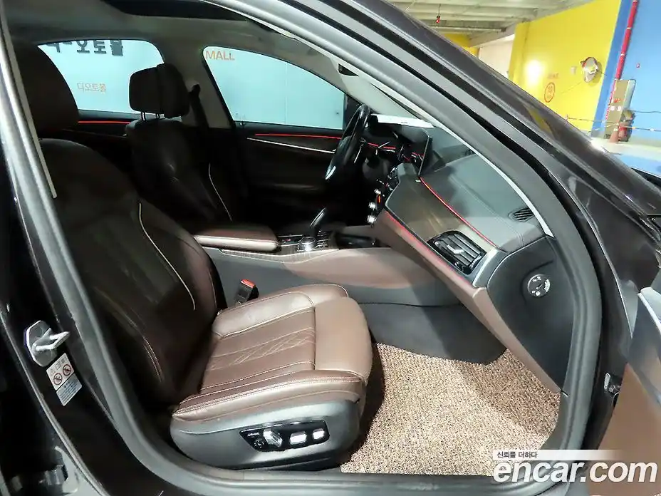 BMW 5 серия 2019 2.0 автомат (гидро), фото 9