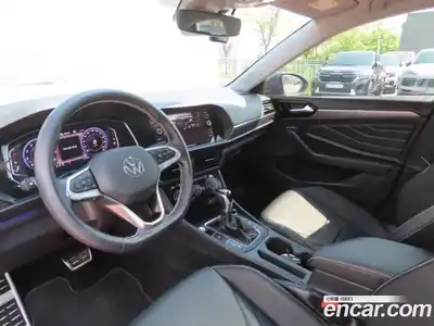 Volkswagen Jetta 2023 1.5 автомат (гидро), миниатюра 8