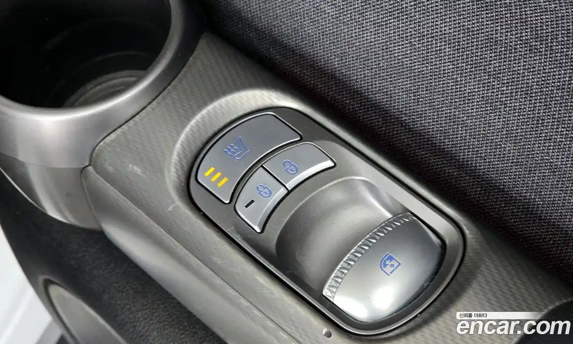 Genesis GV60 2021 0.1 автомат (гидро), фото 17