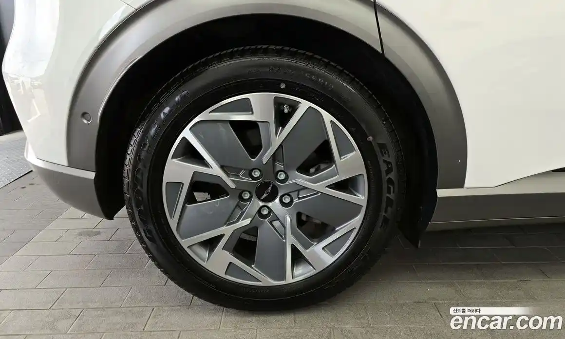 Genesis GV60 2021 0.1 автомат (гидро), фото 5