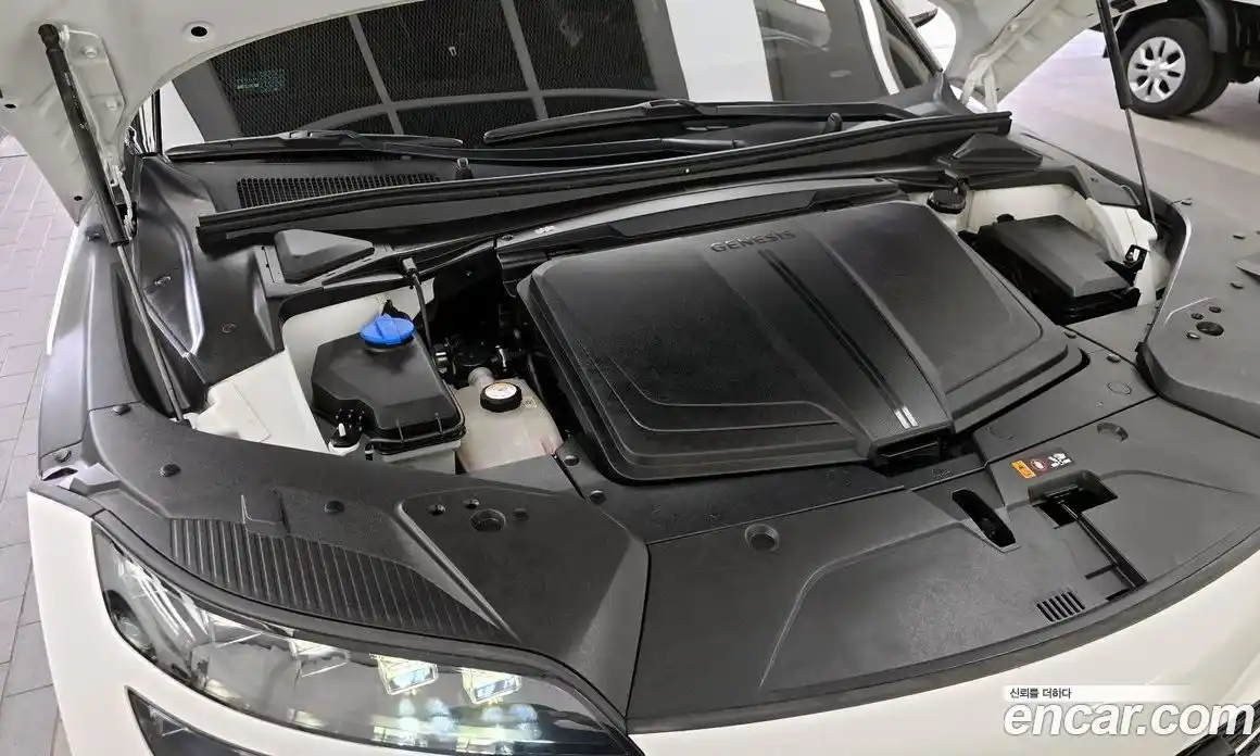 Genesis GV60 2021 0.1 автомат (гидро), фото 6