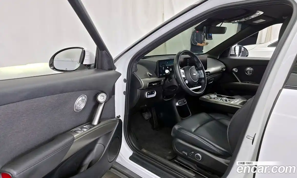 Genesis GV60 2021 0.1 автомат (гидро), фото 10