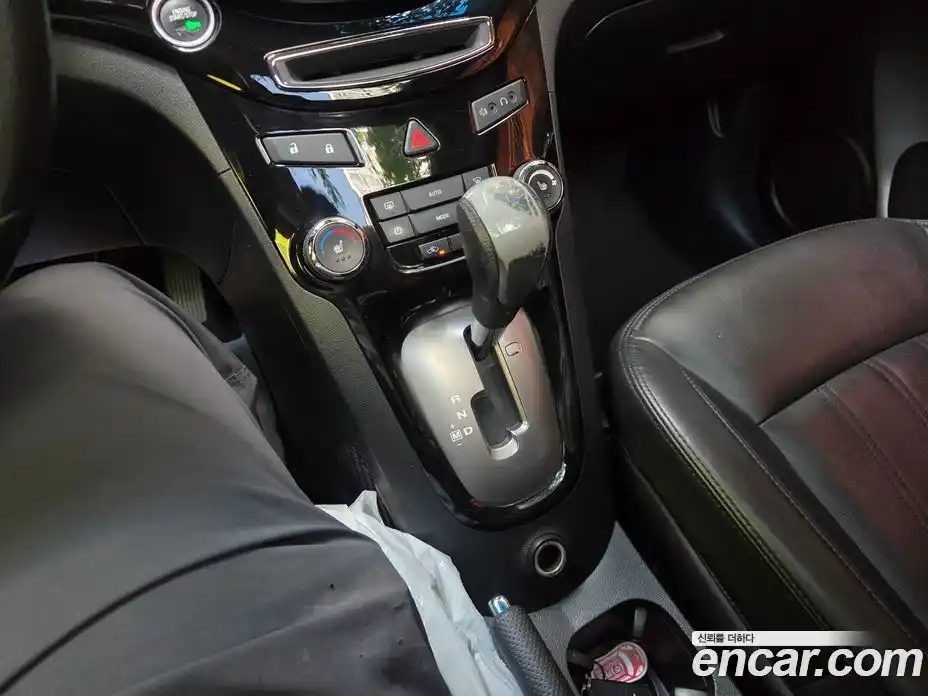 Chevrolet Orlando 2011 2.0 автомат (гидро), фото 14