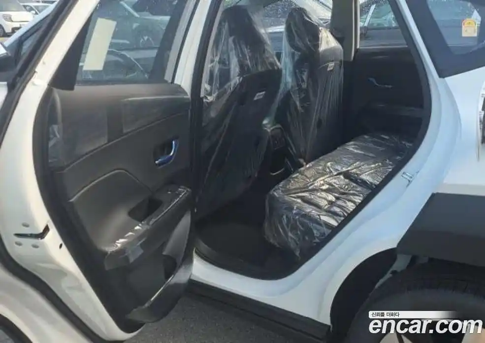 Hyundai Kona 2026 1.6 автомат (гидро), фото 10