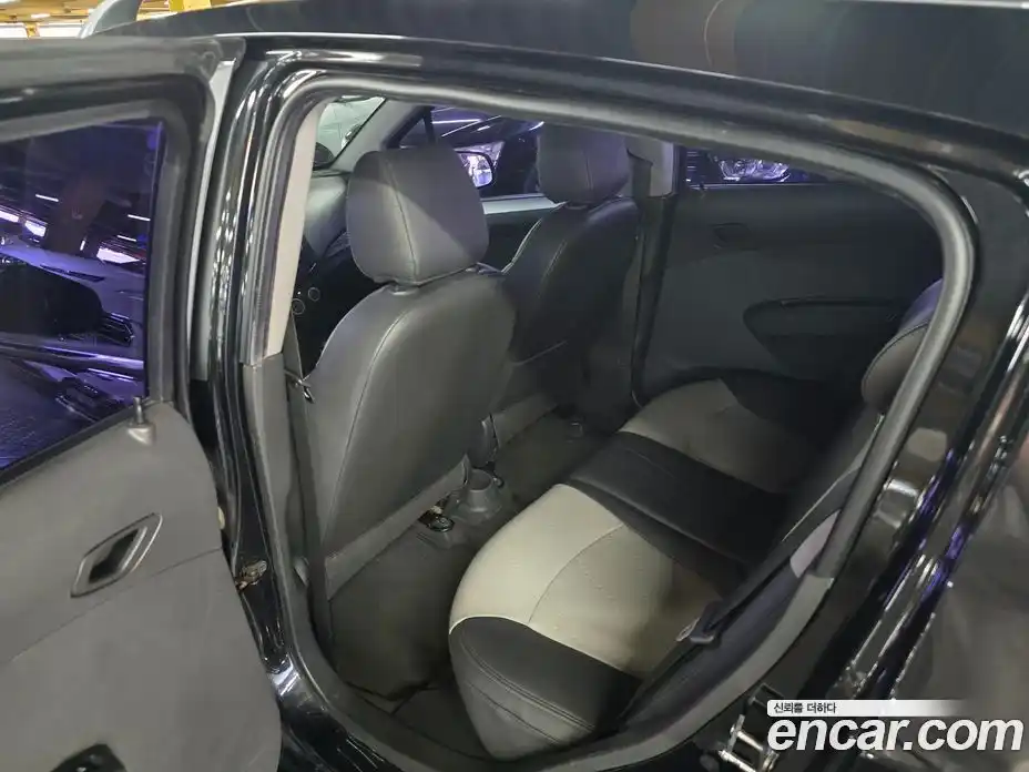 Chevrolet Spark 2013 1.0 автомат (гидро), фото 12