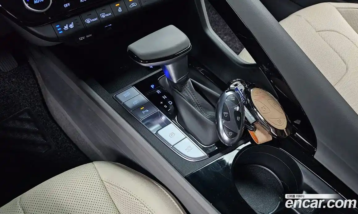 Hyundai Avante 2025 1.6 автомат (гидро), фото 12