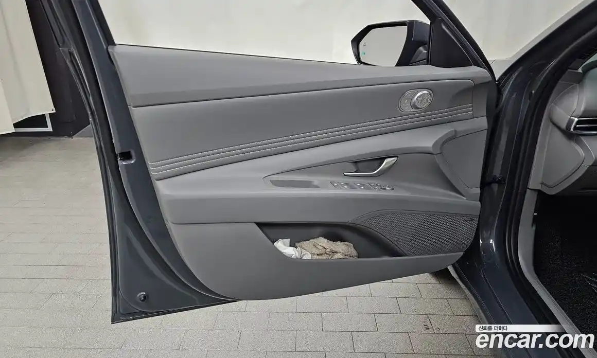Hyundai Avante 2025 1.6 автомат (гидро), фото 14
