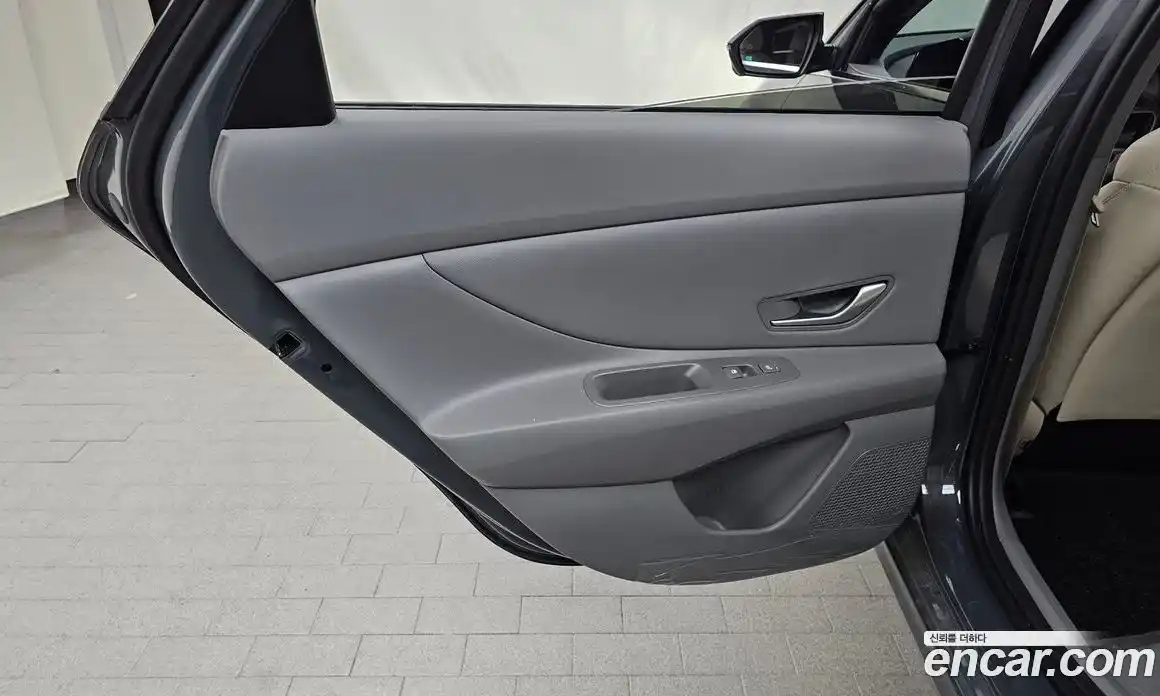 Hyundai Avante 2025 1.6 автомат (гидро), фото 15