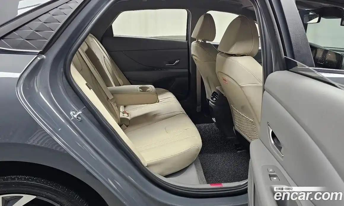 Hyundai Avante 2025 1.6 автомат (гидро), фото 18