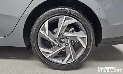 Hyundai Avante 2025 1.6 автомат (гидро), миниатюра 7