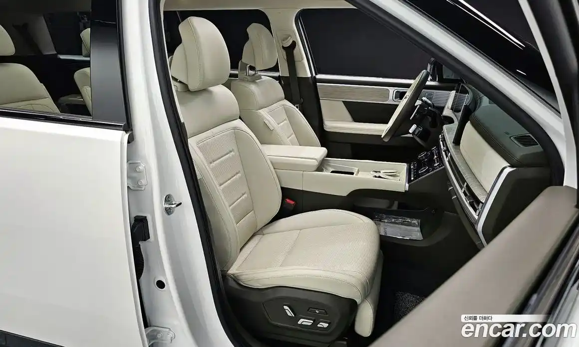 Hyundai Santa Fe 2023 2.5 автомат (гидро), фото 12