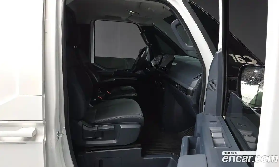 Kia PV5 2025 0.2 автомат (гидро), фото 17