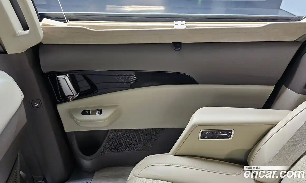 Kia Carnival 2025 3.5 автомат (гидро), фото 15