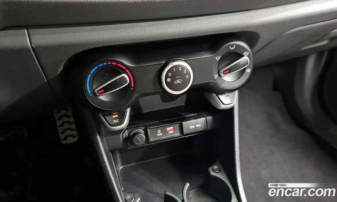 Kia Morning 2017 1.0 автомат (гидро), фото 16