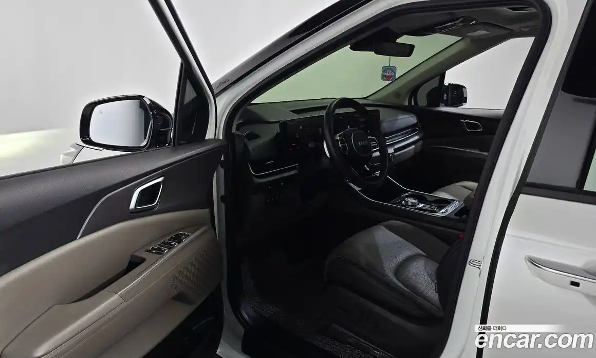 Kia Carnival 2024 2.2 автомат (гидро), фото 13