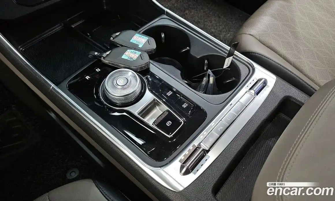 Kia Carnival 2024 2.2 автомат (гидро), фото 12
