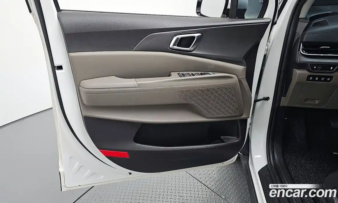Kia Carnival 2024 2.2 автомат (гидро), фото 14