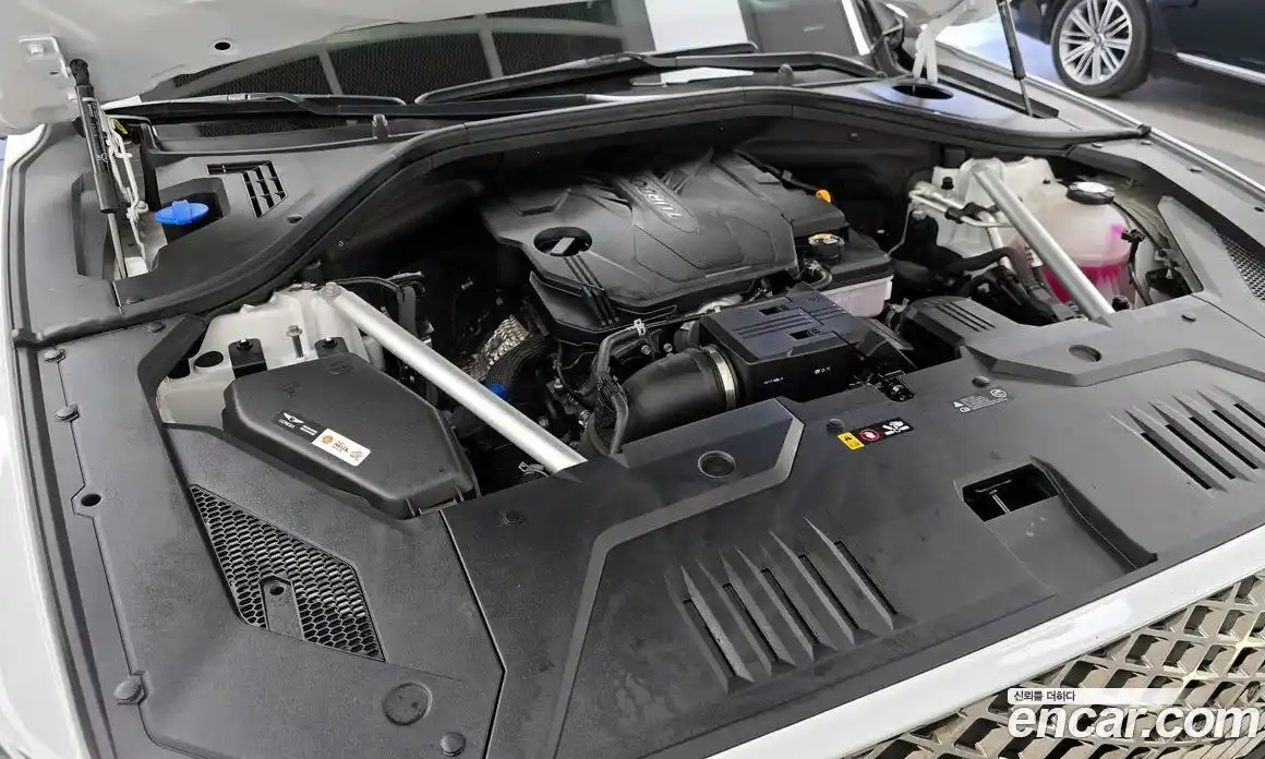 Genesis GV70 2023 2.5 автомат (гидро), фото 6