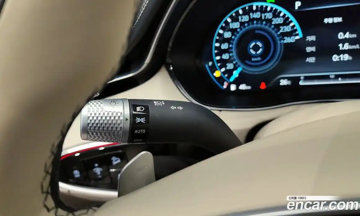 Genesis GV70 2021 2.2 автомат (гидро), фото 31