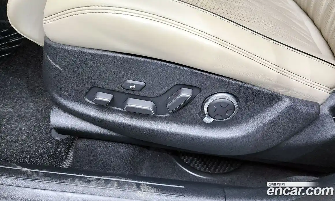 Genesis GV70 2021 2.2 автомат (гидро), фото 32