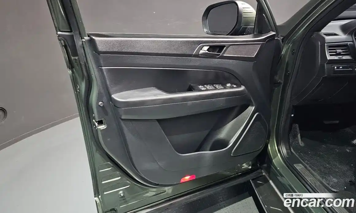 SsangYong Rexton 2021 2.2 автомат (гидро), фото 14