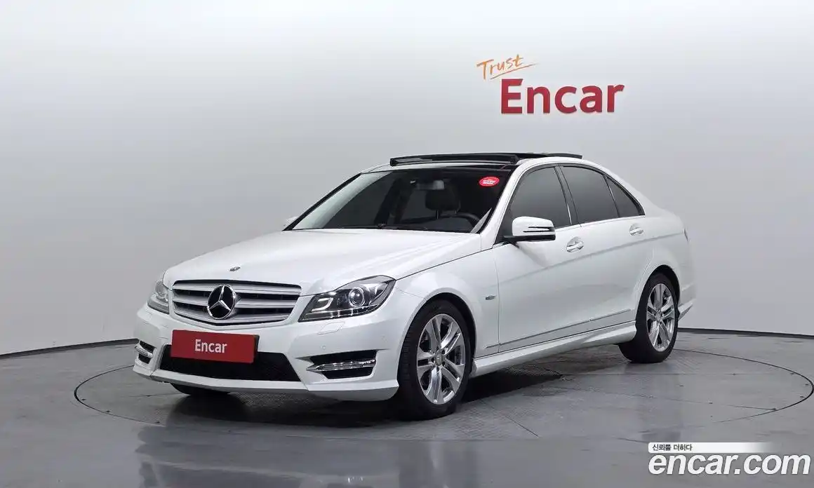 Mercedes-Benz C-Class 2012 1.8 гидро, фото 1 Mercedes-Benz C-Class 2012 1.8 гидро, фото 1