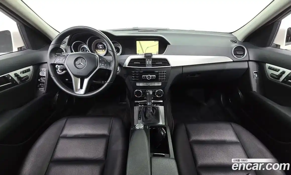 Mercedes-Benz C-Class 2012 1.8 гидро, фото 7 Mercedes-Benz C-Class 2012 1.8 гидро, фото 7