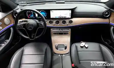 Mercedes-Benz E-Class 2021 2.0 автомат (гидро), миниатюра 10
