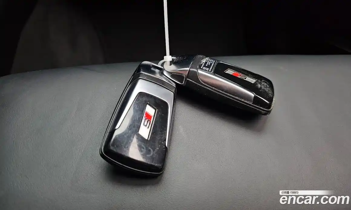 Audi SQ5 2021 3.0 автомат (гидро), фото 27