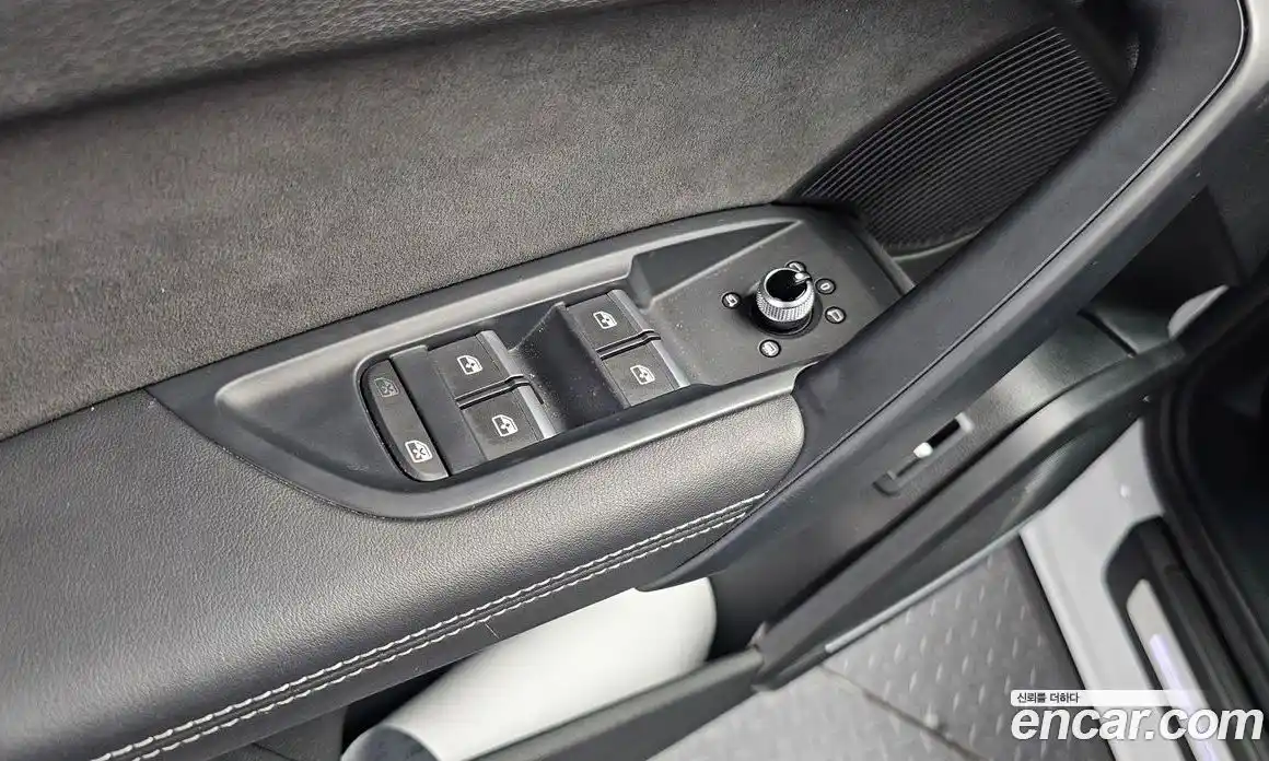 Audi SQ5 2021 3.0 автомат (гидро), фото 33