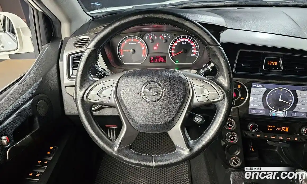 SsangYong Korando 2016 2.0 автомат (гидро), фото 14
