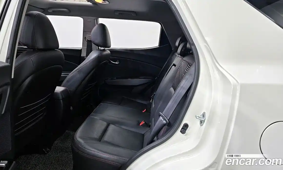 SsangYong TIBOLI 2017 1.6 автомат (гидро), фото 16