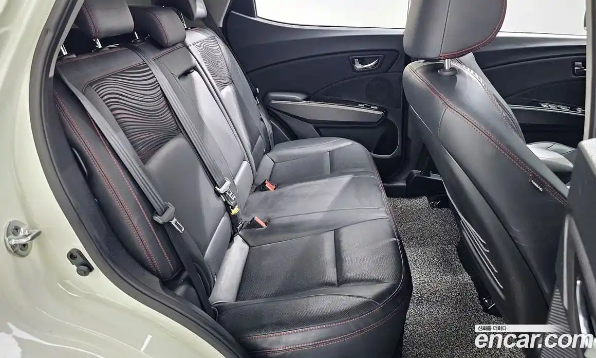 SsangYong TIBOLI 2017 1.6 автомат (гидро), фото 18