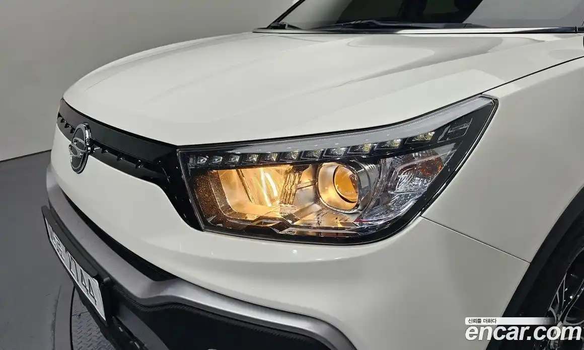 SsangYong TIBOLI 2017 1.6 автомат (гидро), фото 8