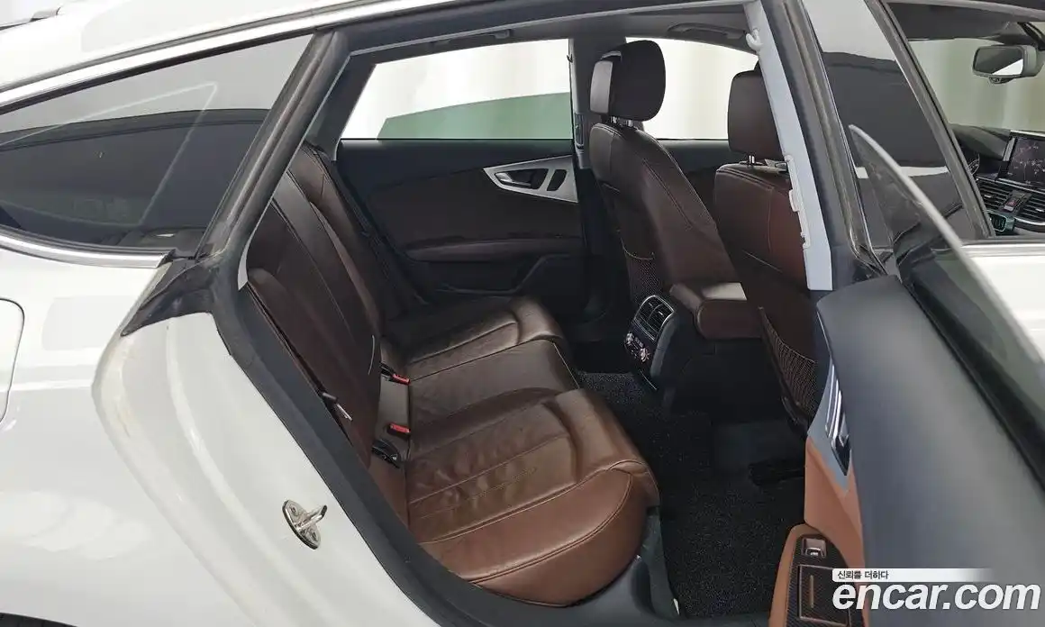 Audi A7 2011 3.0 автомат (гидро), фото 12