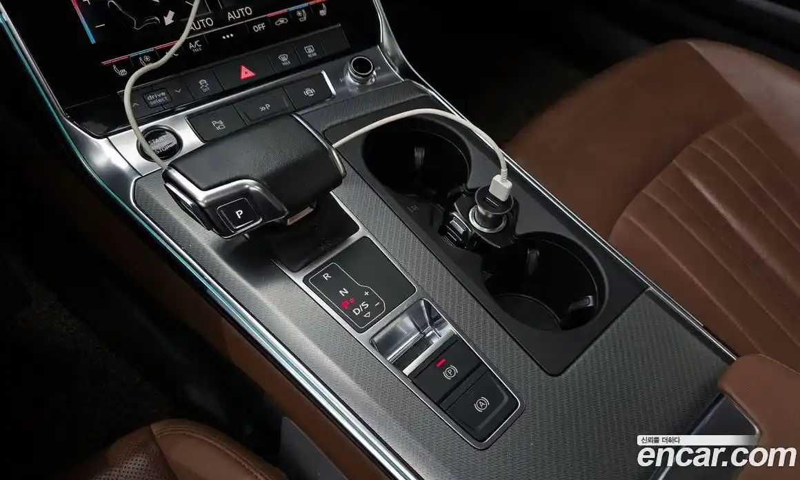 Audi A6 2021 2.0 автомат (гидро), фото 9