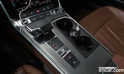 Audi A6 2021 2.0 автомат (гидро), миниатюра 9