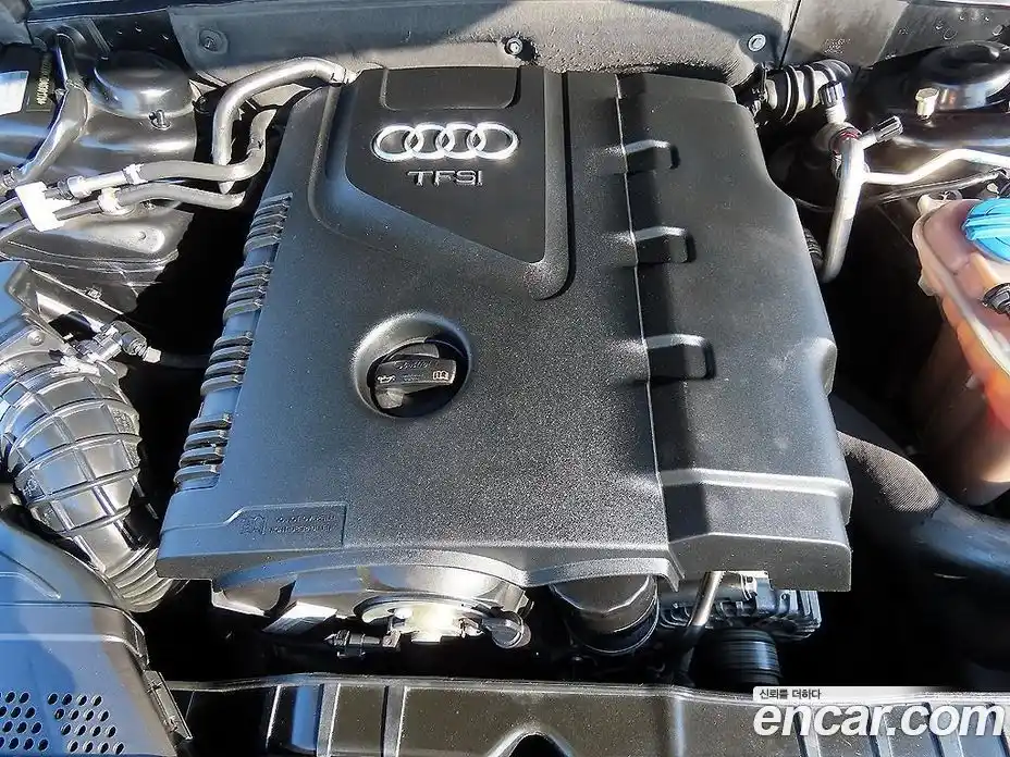 Audi A4 2012 2.0 автомат (гидро), фото 19