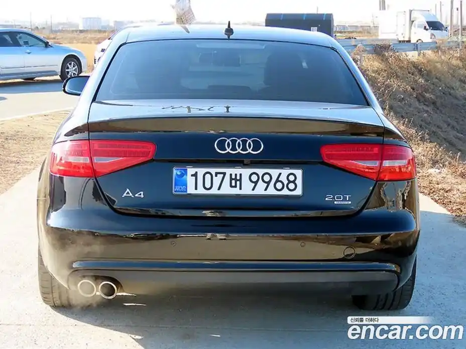 Audi A4 2012 2.0 автомат (гидро), фото 4