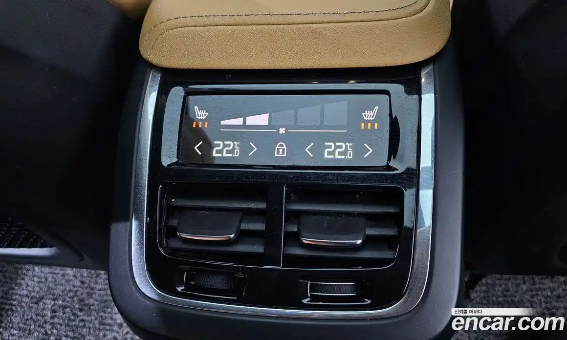 Volvo V60 2021 2.0 автомат (гидро), фото 24