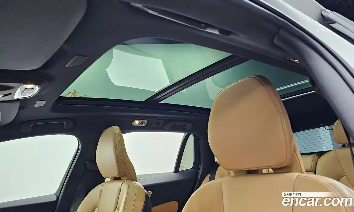 Volvo V60 2021 2.0 автомат (гидро), фото 25