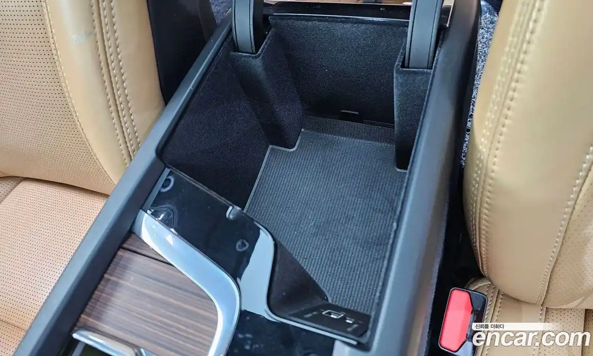 Volvo V60 2021 2.0 автомат (гидро), фото 28