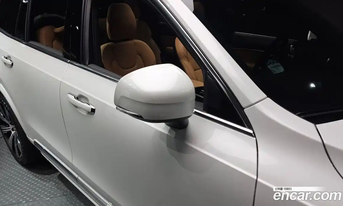 Volvo XC90 2023 2.0 автомат (гидро), фото 31