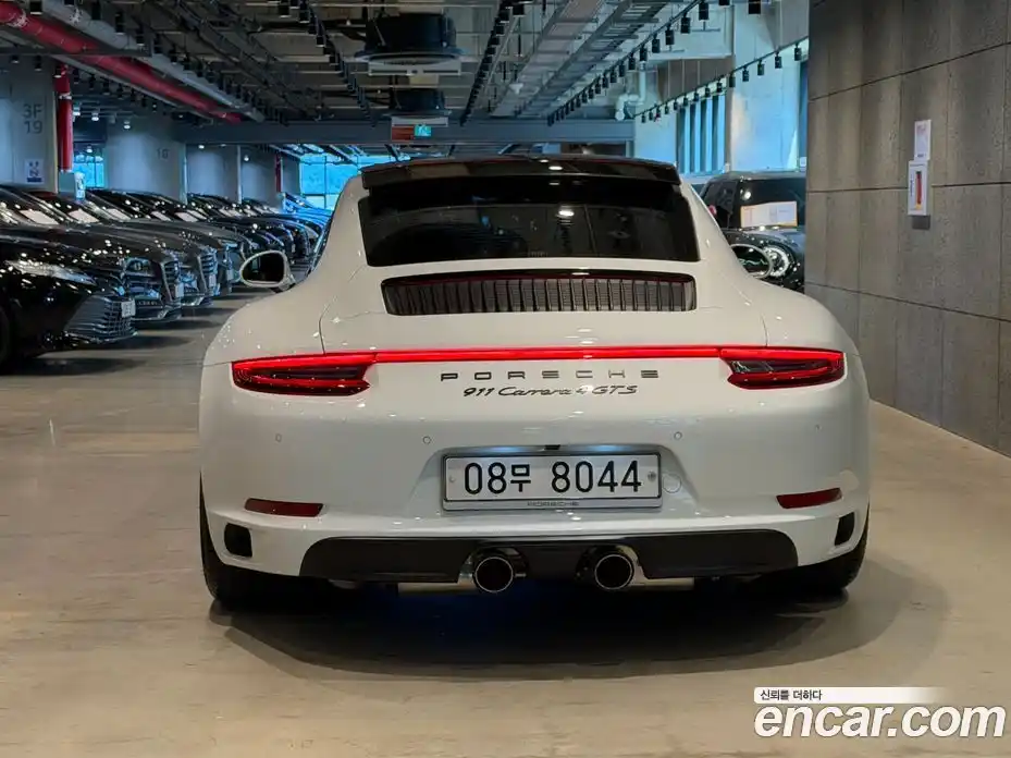 Porsche 911 2017 3.0 автомат (гидро), фото 4